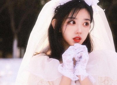 ​经典语录爱情的句子(赞美爱情的句子经典语录)