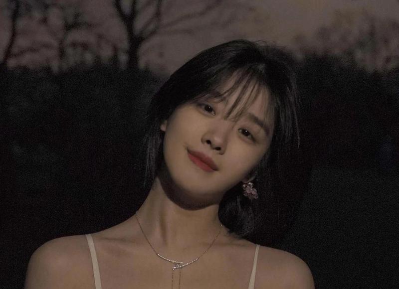 最新含蓄表达爱情的句子:有种感动记忆都是关于你,这种爱不可代 最新含蓄表达爱情的句子:有种感动记忆都是关于你,这种爱不可代