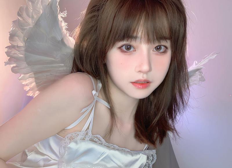  18岁生日简短的句子细选90条