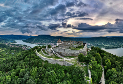 ​爱情心累的句子 【100句精选】