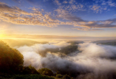 ​爱情适合发朋友圈的句子 【100句精选】