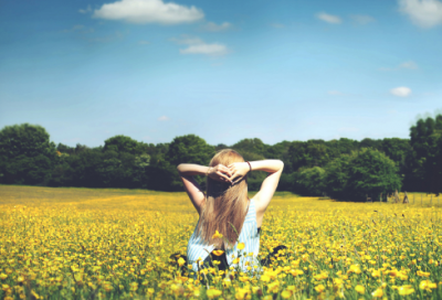 ​一句话搞笑朋友圈说说 周末愉快最简单一句话朋友圈说说