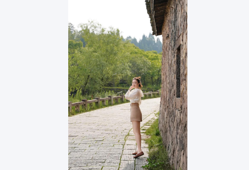 1758792595760972.png image.png