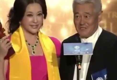 1758812082410096.png image.png