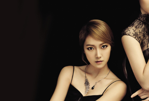 1758813749386570.png image.png