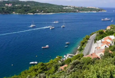 ​10字安全标语64句