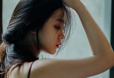 ​劝自己放下感情的句子 放下感情的经典句子