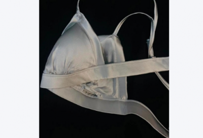 ​赞美爱情的句子经典94句