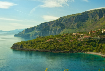 ​二月再见三月你好朋友圈文案